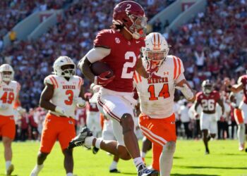 Alabama's College Football Playoff hopes rest on SEC road chaos