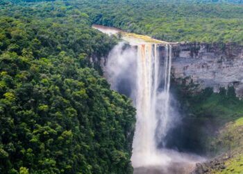 Guyana’s Dream to Be a Green Oil Producer