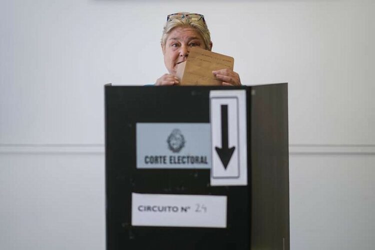 Uruguay elects new left-wing president | The Arkansas Democrat-Gazette