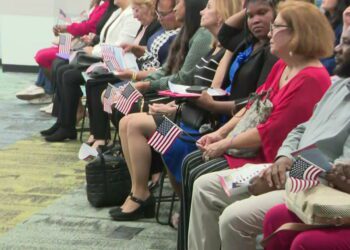 40 new citizens take oath of allegiance at special South Florida ceremony ahead of Veterans Day