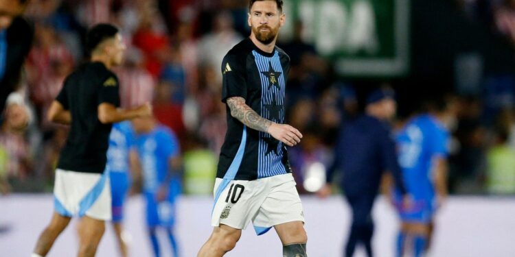 All eyes will be Lionel Messi in his 191st game for Argentina against Peru at home.