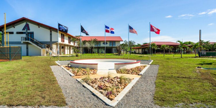 Arizona Diamondbacks Open Stunning New Academy in Dominican Republic
