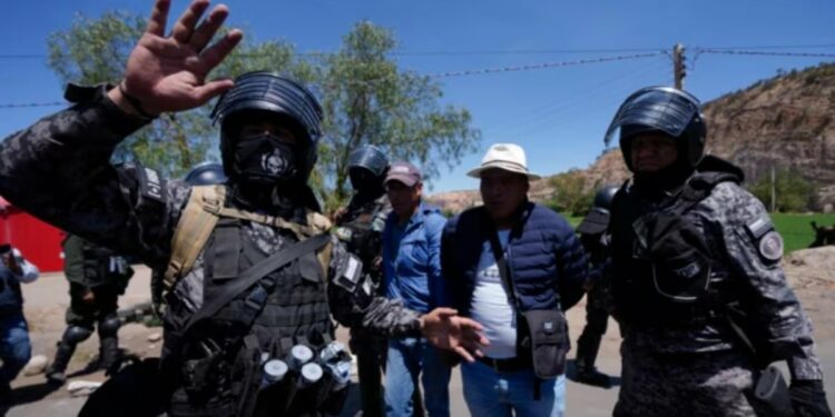 Armed group takes 200 soldiers hostage in Bolivia, govt calls them supporters of ex-President Evo Morales – Firstpost