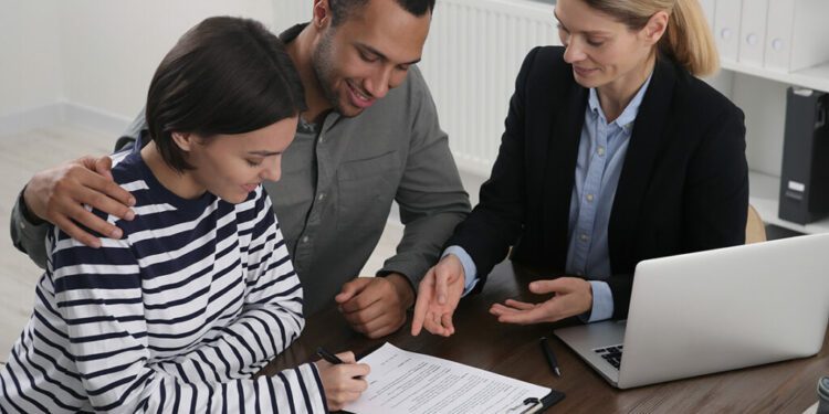 BBVA, best private bank in Colombia and Peru and best customer service in Latin America, according to The Banker