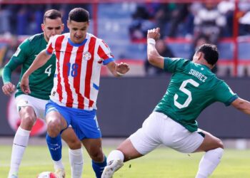 Bolivia y Paraguay igualaron 2-2 en la altura