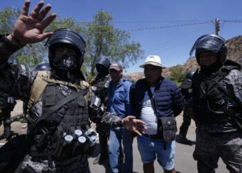 Bolivia's government accuses supporters of ex-President Evo Morales of taking 200 soldiers hostage