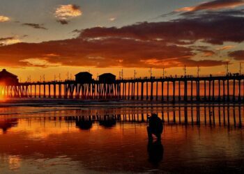 Huntington Beach's pier at sunset