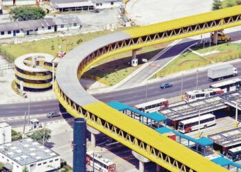 Clever Devices in Woodbury has won a multimillion-dollar contract to supply software to 14,000 buses in Brazil