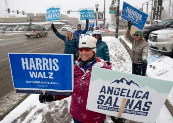 Colorado stayed blue as the nation shifted right with Trump