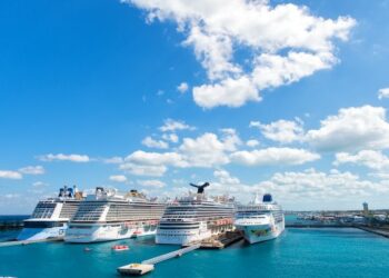 Cruise Tourism Brings Record $4.27bn to Caribbean & Latin America