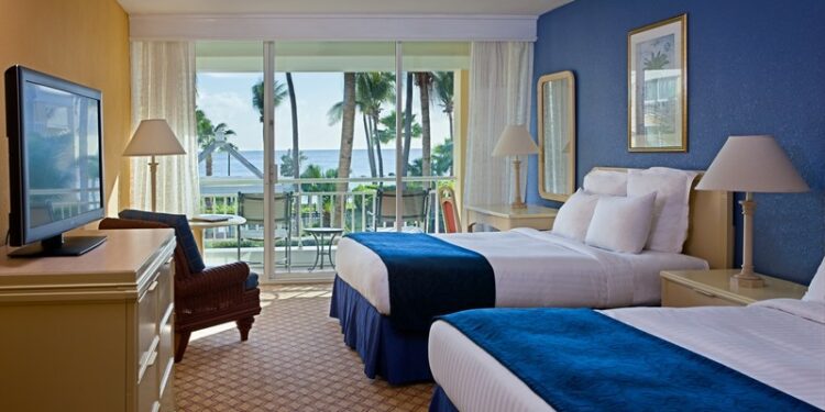 Curaçao welcomed 53,234 stayover visitors in October 2024