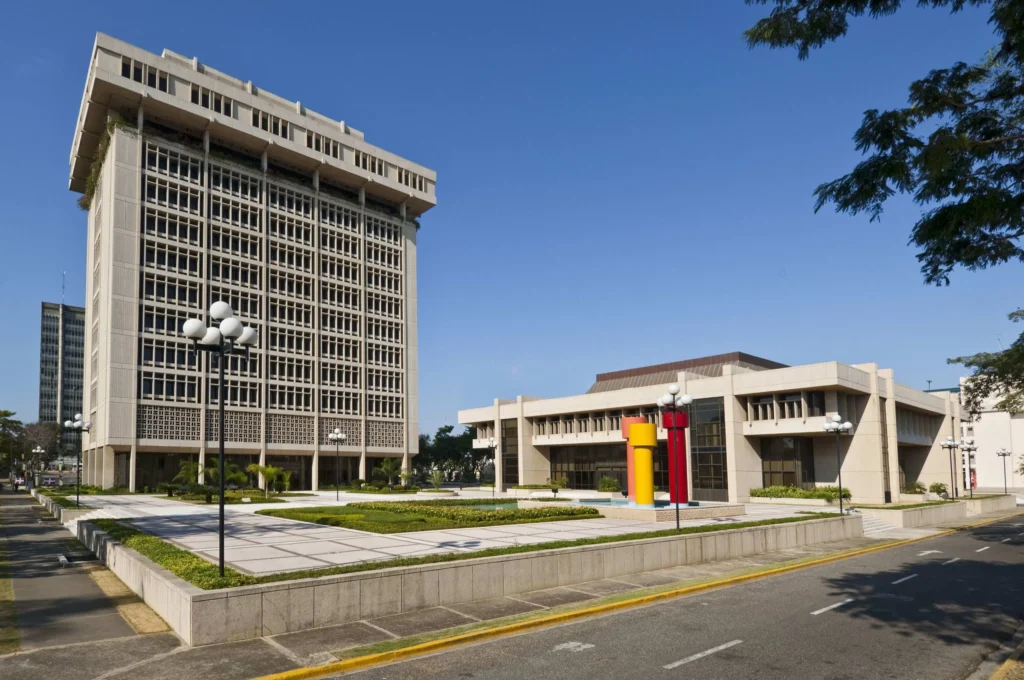 Dominican economy accumulates average growth of 5.1%, says Central Bank