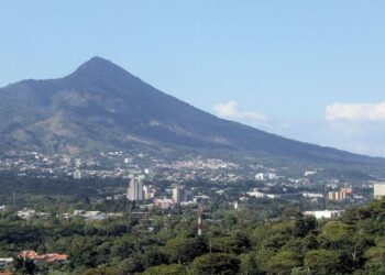 El Salvador to enhance digital government services with IDB loan
