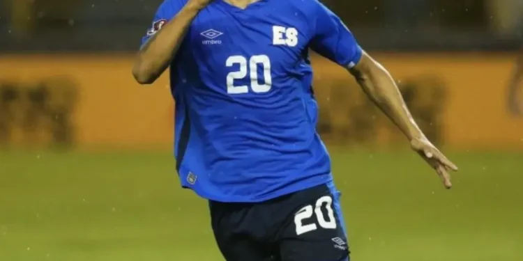 Enrico Dueñas, jugador de El Salvador.