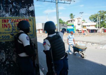 FAA bans U.S. flights to Haiti after bullets hit 3 planes as gang violence rages, new leader sworn in