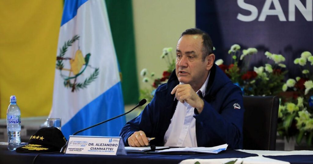 Gobierno de Guatemala denuncia a expresidente por presunta corrupción