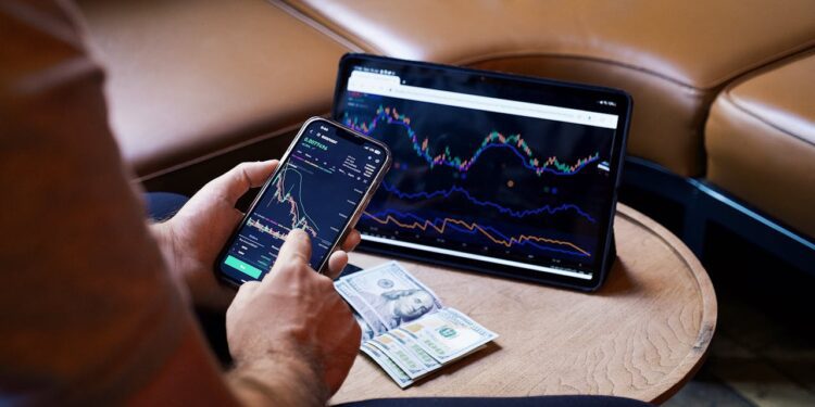 Guyana, Paraguay, Uruguay Lead LatAm Economic Growth: World Bank