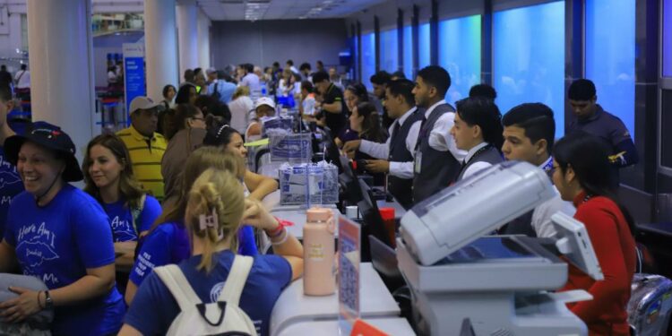 Honduras en la cola en la exportación de servicios