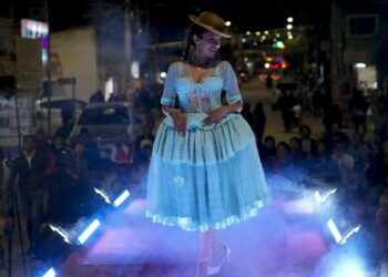 In Bolivia's scrappy highlands, proud Indigenous Cholas take the runway by storm