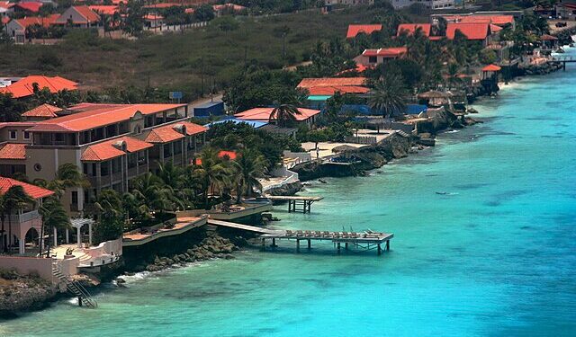 JetBlue takes flight to Bonaire