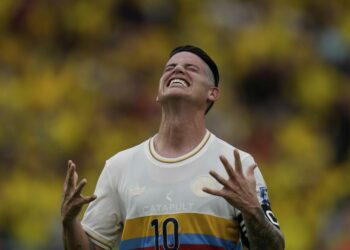 Muñoz y Santos Borré reaparecen en Colombia para enfrentar a Uruguay y Ecuador en eliminatorias