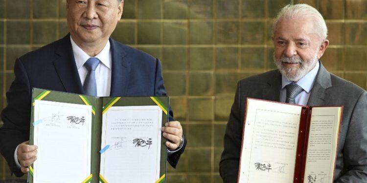 Xi Jinping and Luiz Inacio Lula da Silva showed their deepening bilateral ties by signing cooperation accords on trade, technology and environmental protection. Photo: AFP