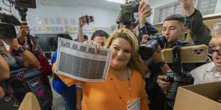 Pro-statehood party leads Puerto Rico governor race with historic pro-independence party run