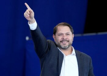 Ruben Gallego beats Kari Lake in US Senate race, makes Arizona history