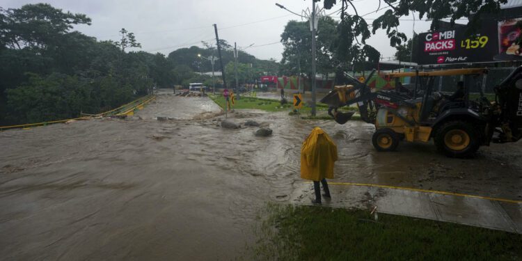 Sara downgraded to tropical depression after making landfall in Belize, expected to weaken further