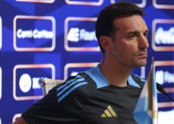 Scaloni dio fuertes pistas sobre la formación de Argentina ante Paraguay