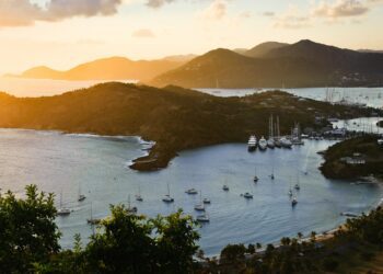 The Best Things to Do in Antigua and Barbuda
