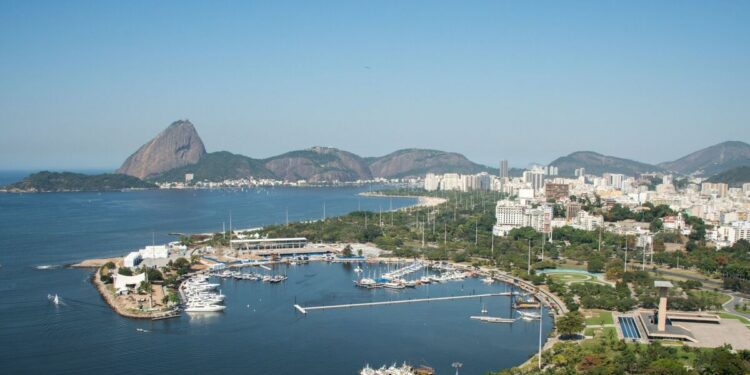 The world's longest country that's 2,731 miles long | World | News