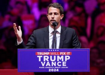 Tony Hinchcliffe, who insulted Puerto Rico at Trump rally, to perform at Riverside County casinos – Orange County Register