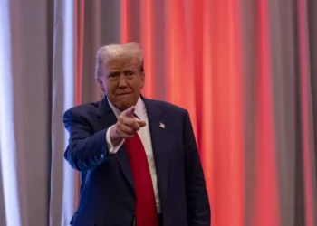 Trump facing pressure from allies to stay in Paris climate agreement