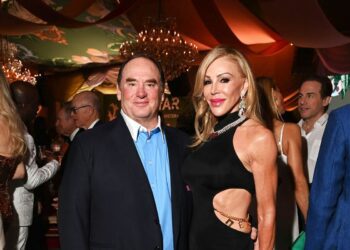 Trump taps art collector with no experience to lead US Navy