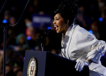 US election latest: Cardi B speaks at Harris rally - as National Guard activated in US state 'in case of election violence' | US News