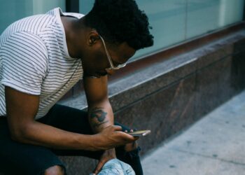 Wave of racist texts after US election prompts FBI scrutiny