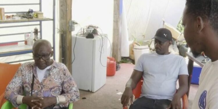 le regard de la communauté haïtienne de Guadeloupe