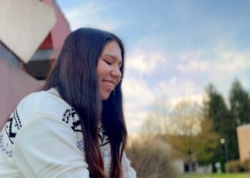 ‘It’s overwhelming’ | 19-year-old from Peru reflects on immigration journey