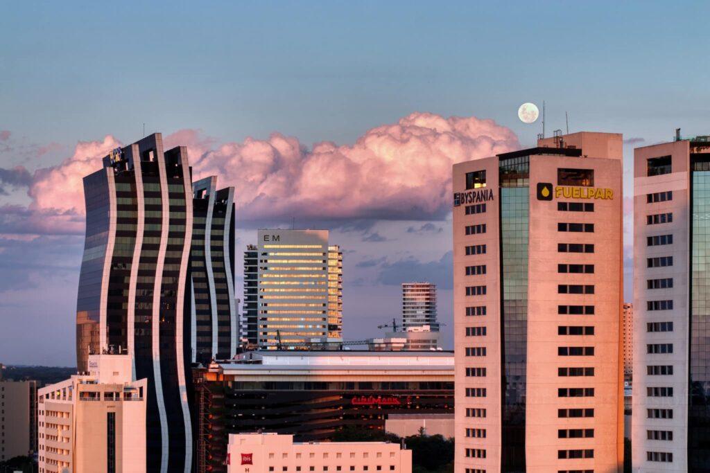 Asunción, the city with the most rooftops per square meter in South America