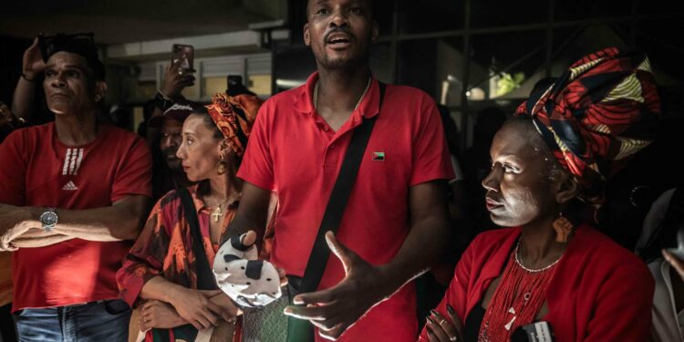 interpellation de Rodrigue Petitot, figure du mouvement contre la vie chère