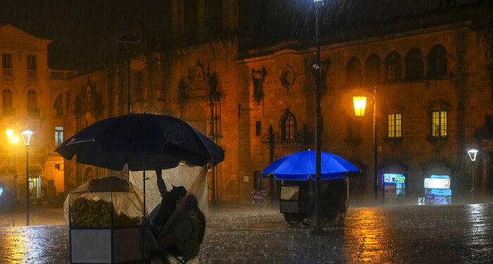 Activan alerta naranja en Bolivia tras intensas lluvias