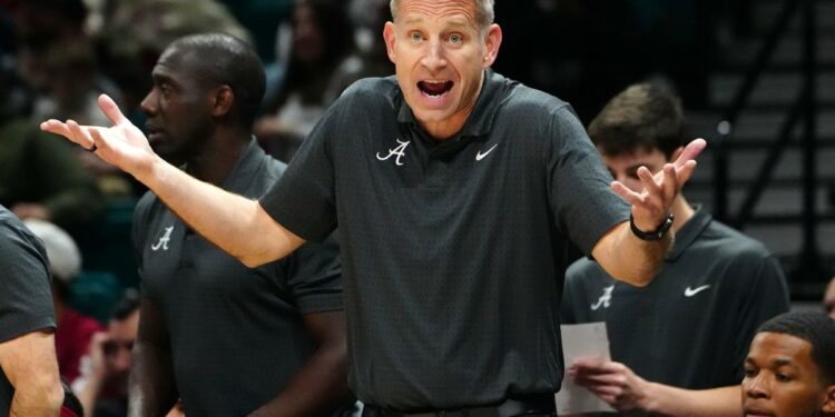 Alabama falls in USA TODAY Sports Coaches Poll amid brutal nonconference schedule