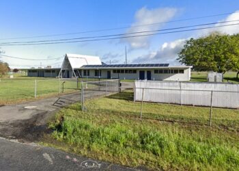 2 children in critical condition, gunman dead in shooting at California school