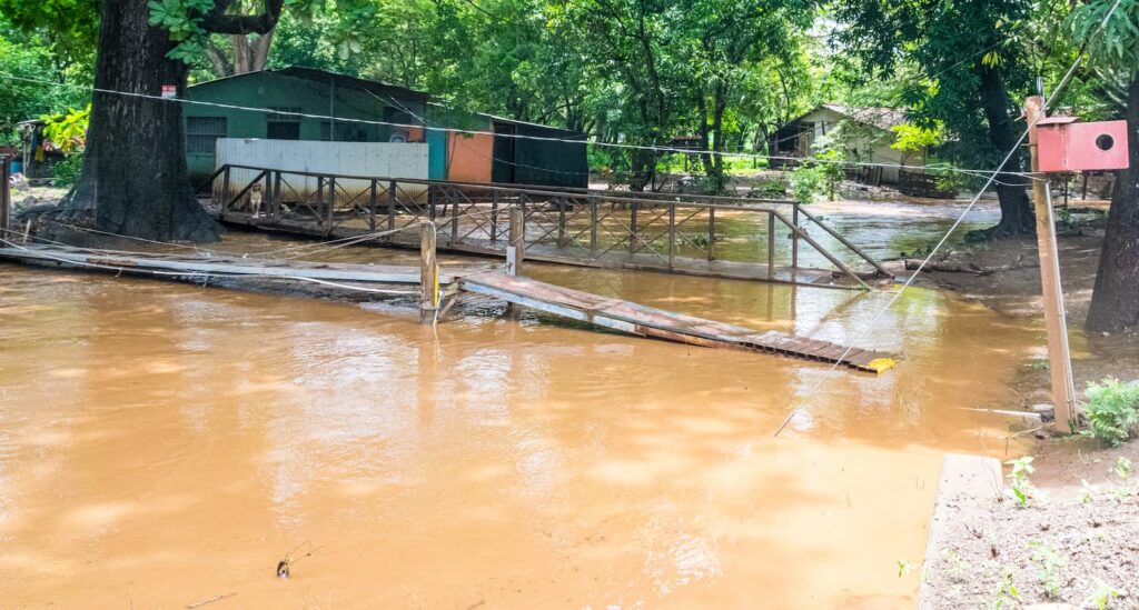 Costa Rica Faces Continued Flooding as Cold Front Persists