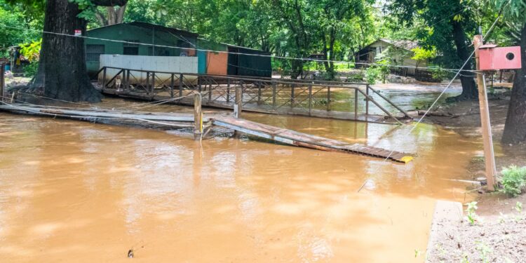 Costa Rica Faces Continued Flooding as Cold Front Persists
