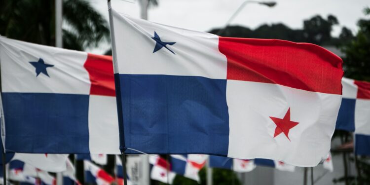 Panama receives status of associate member of South American trade bloc