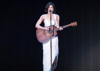 Gracie Abrams announces 2025 North American tour dates