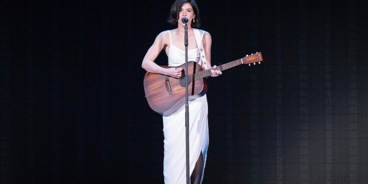 Gracie Abrams announces 2025 North American tour dates