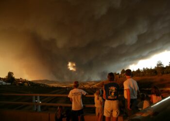 Map Reveals Worst Wildfire Smoke Hotspots in America